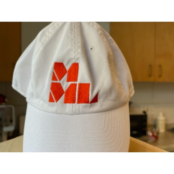 NWOT Magic Mike Live MML Embroidered Logo White Baseball Hat - Picture 6 of 6